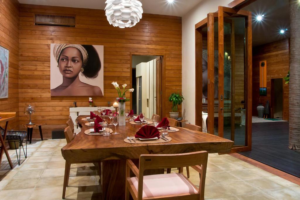 Eko Villa Seminyak - Tropical Villa, Walk To Beach Εξωτερικό φωτογραφία