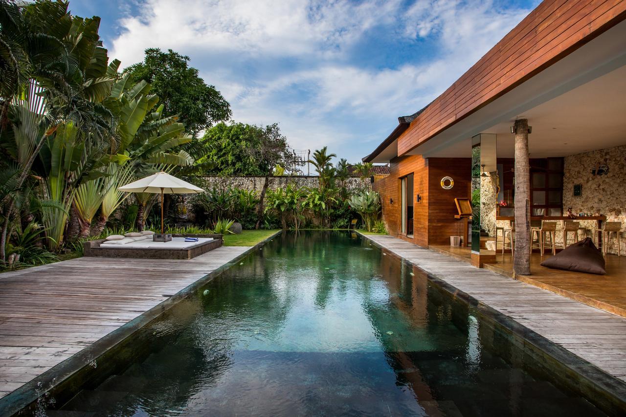 Eko Villa Seminyak - Tropical Villa, Walk To Beach Εξωτερικό φωτογραφία